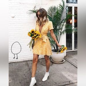 Garden Explorer Mustard Yellow Floral Print Mini Dress
